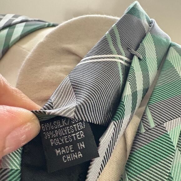 Geoffrey Beene Green Gray Tie One Size - Picture 4 of 4
